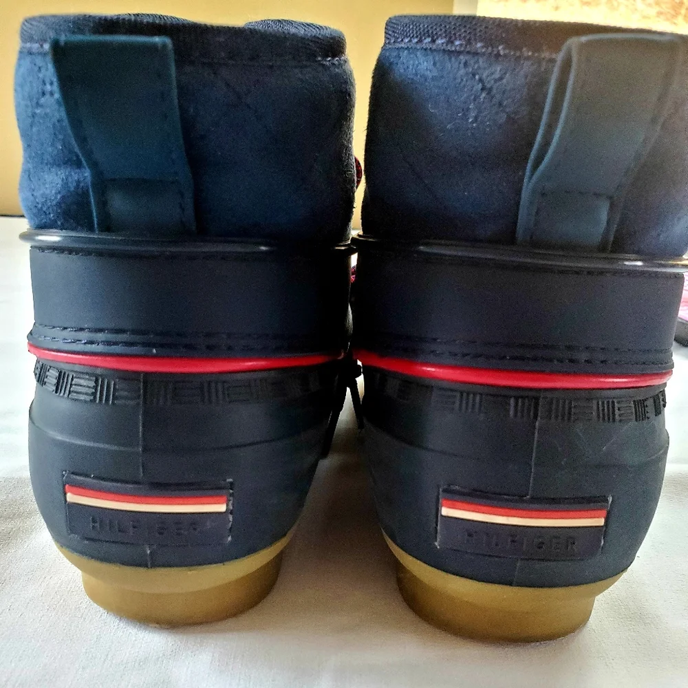 SOLD! No Longer Available:Tommy Hilfiger Womens Duck Boots Lace Up Utility Boots - Picture 4 of 9